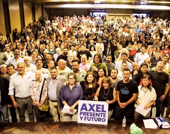 Masivo y contundente apoyo a Axel Kicillof en Mar del Plata